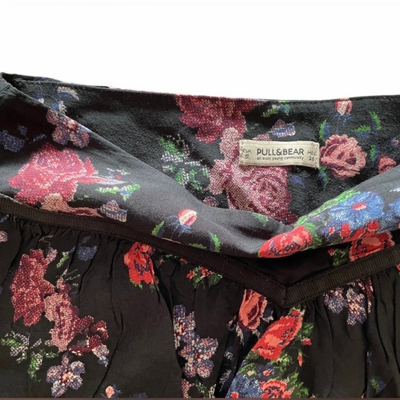 Pull&Bear Floral Ruffle Mini Skort - Picture 3 of 9